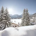 Lejlighed Alexandra 120 By Vacations, Renoviertes Mit Bergblick & Parking Im Zentrum *