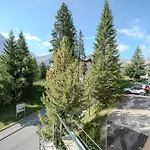 Alexandra 120 By Vacations, Renoviertes Mit Bergblick & Parking Im Zentrum * Arosa