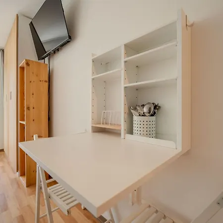 Alexandra 120 By Vacations, Renoviertes Mit Bergblick & Parking Im Zentrum 阿罗萨