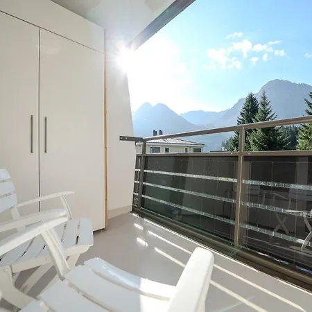 公寓 Alexandra 120 By Vacations, Renoviertes Mit Bergblick & Parking Im Zentrum