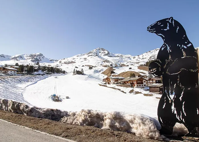 Alexandra 120 By Vacations, Renoviertes Mit Bergblick & Parking Im Zentrum Apartamento *