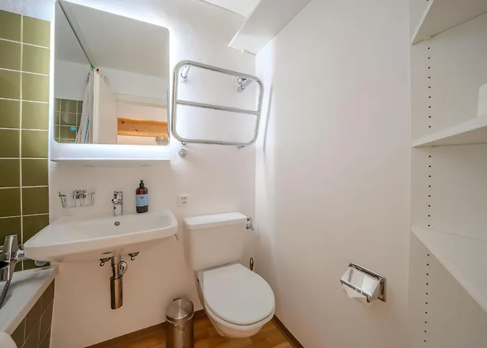 Alexandra 120 By Vacations, Renoviertes Mit Bergblick & Parking Im Zentrum Apartamento Arosa