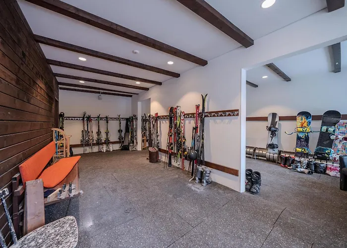 Alexandra 120 By Vacations, Renoviertes Mit Bergblick & Parking Im Zentrum *